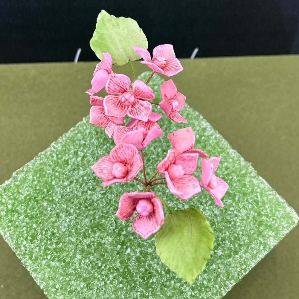 Hydrangea Filler Flowers-Sugar Paste Flowers-Cake Decoration-Cake Filler Flowers